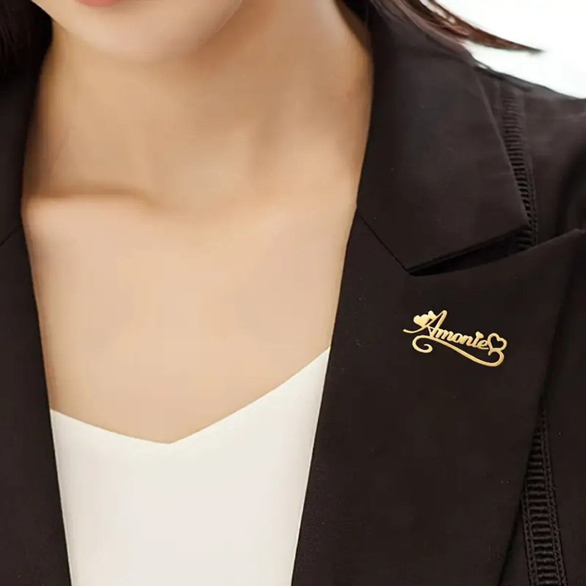 Customized Name Heart Brooch for Women
